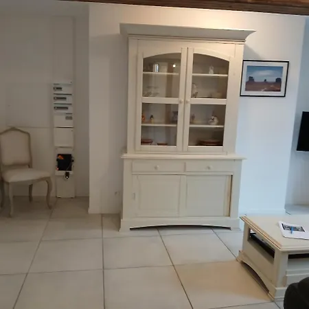 Beautiful 150 M Cottage, 4 Bedrooms, Sleeps 7 Tatil Evi Conty